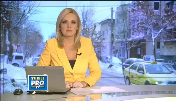 Oameni raniti si masini distruse de zapada cazuta de pe cladiri. Cine va fi tras la raspundere