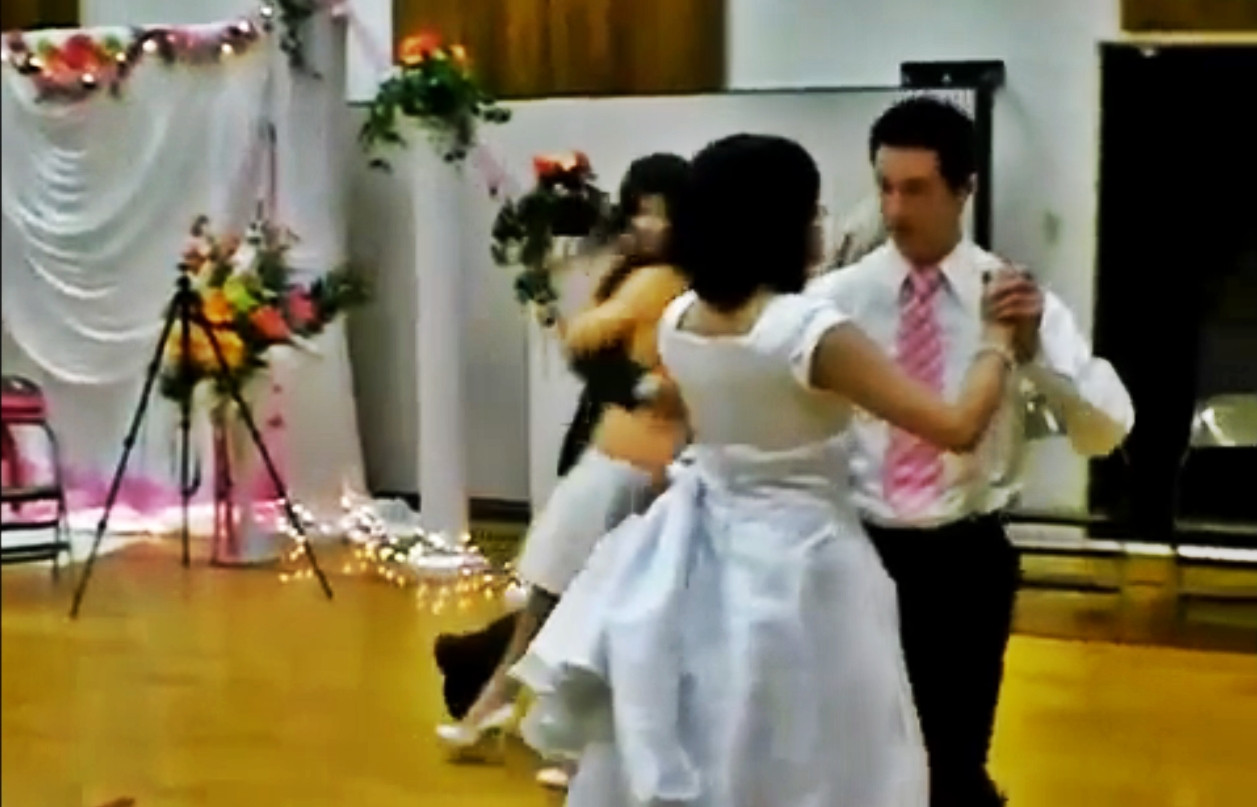 Daca asa arata repetitiile, nunta va fi un dezastru. VIDEO