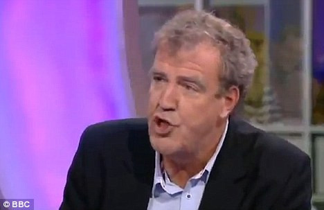 Prezentatorul Top Gear, obligat sa isi ceara scuze public. O replica l-a revoltat pana si pe Cameron