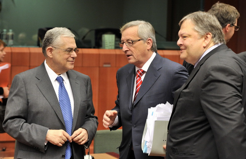 Grecia incearca sa evite falimentul. A primit al doilea ajutor, in valoare de 130 miliarde de euro