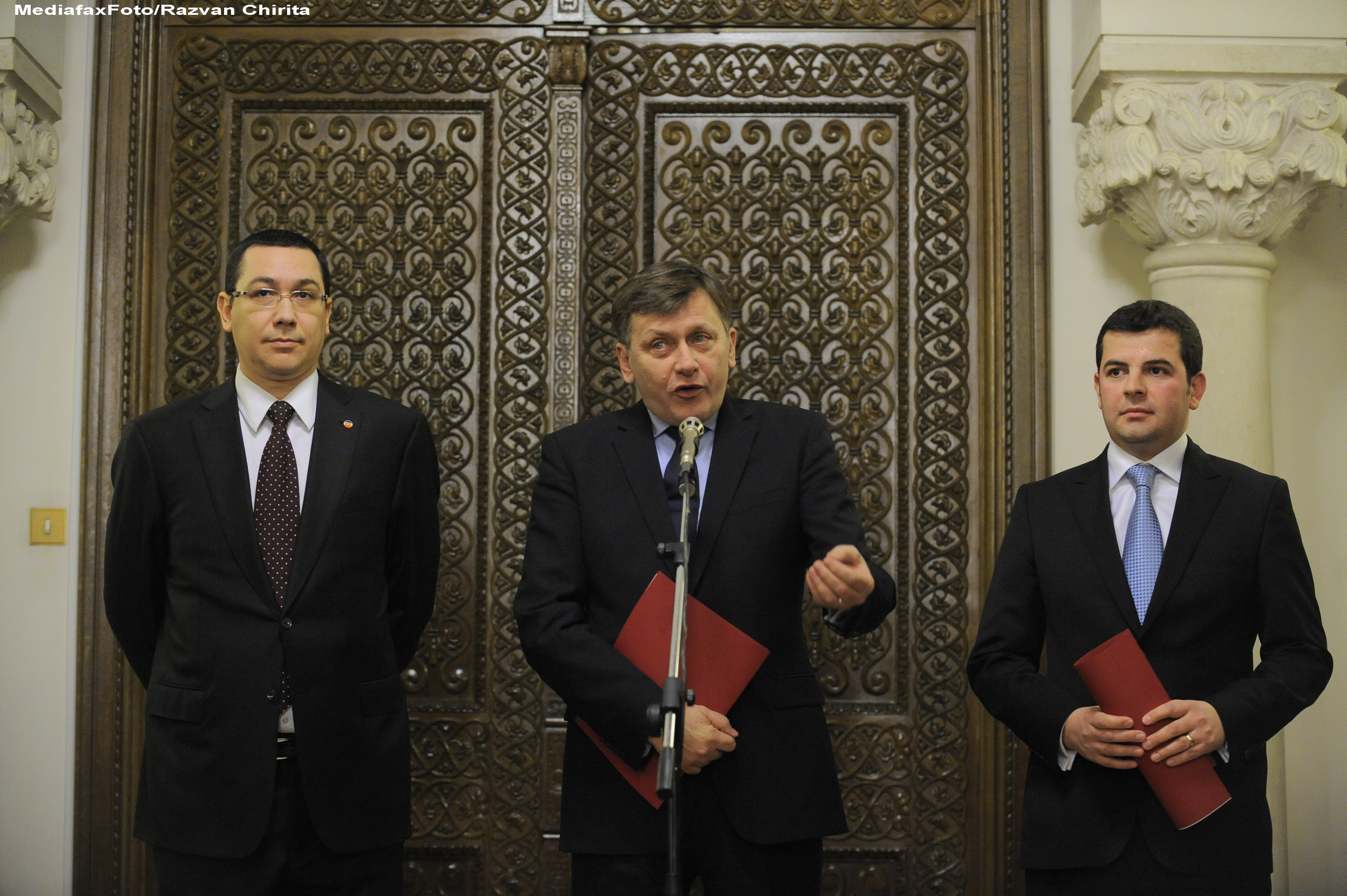 Victor Ponta: USL e de acord ca Romania sa semneze si sa ratifice Tratatul de guvernanta fiscala