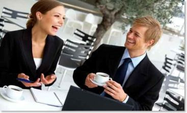 "Declinul englezei va urma, cel mai probabil, decaderii dolarului". Care va fi limba viitorului