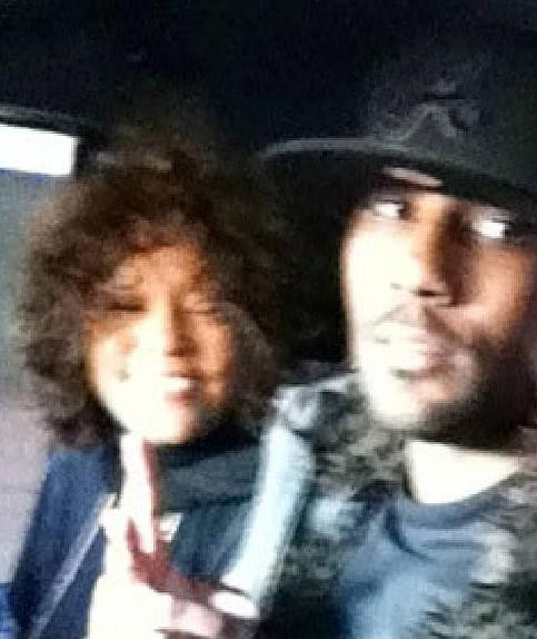 Un fiu "secret" al lui Whitney Houston ar putea mosteni o parte din averea de 40 de milioane de