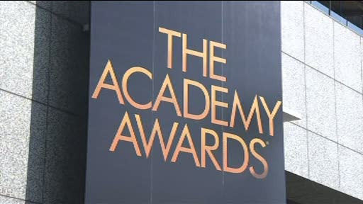 Filmul "The Artist" a cucerit 14 trofee majore si toata lumea crede ca va da lovitura si la Oscar