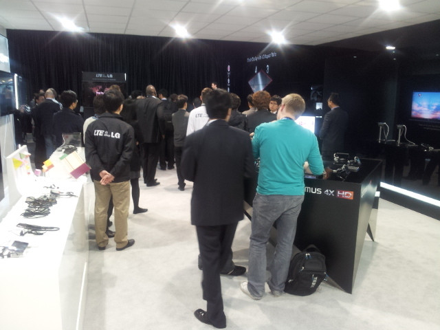 Imagini in premiera de la prezentarea secreta a LG de la Mobile World Congress 2012