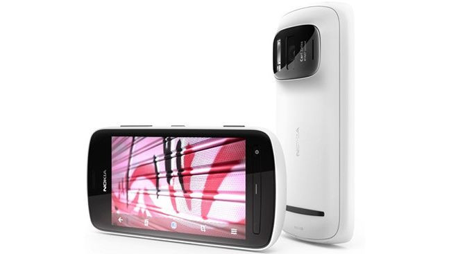 DEMO VIDEO. Telefonul cu camera de 41 MP, surpriza adusa de Nokia la Barcelona