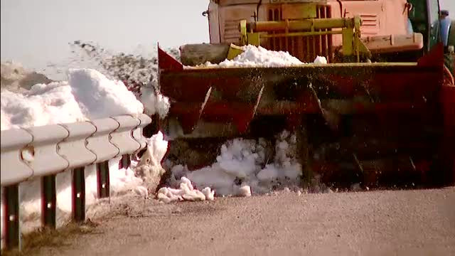 Pagubele produse de utilajele de deszapezire, platite din buzunarul contribuabililor