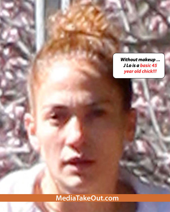 Pe covorul rosu a stralucit. Iata cum arata in viata reala. Ai spune ca e vorba despre alta femeie