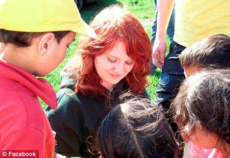 Problema pe care o au majoritatea adolescentilor a bagat-o pe aceasta tanara in mormant