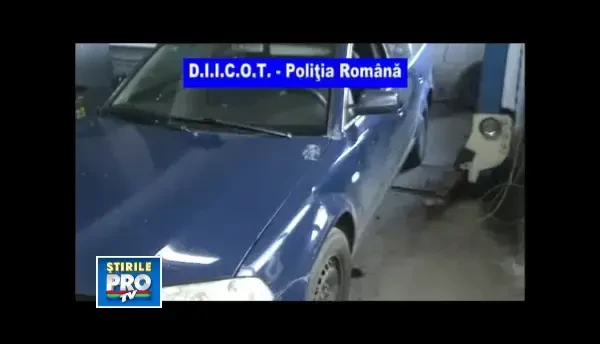 Captura alba la granita. Trei tineri, prinsi cand incercau sa introduca in tara 1,5 kg de cocaina