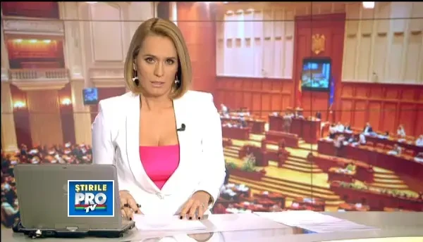 Legea lustratiei a fost adoptata. Fostii UTC-isti si ambasadori, scosi din actul normativ