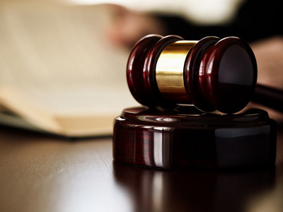 Fostul presedinte al Directoratului CFR Calatori Vasile Secara, pus sub control judiciar. Este acuzat de santaj