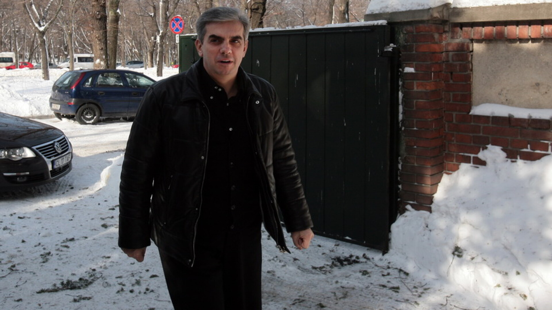 Eugen Nicolaescu, fost ministru al Sanatatii, dus de SMURD la Spitalul Floreasca