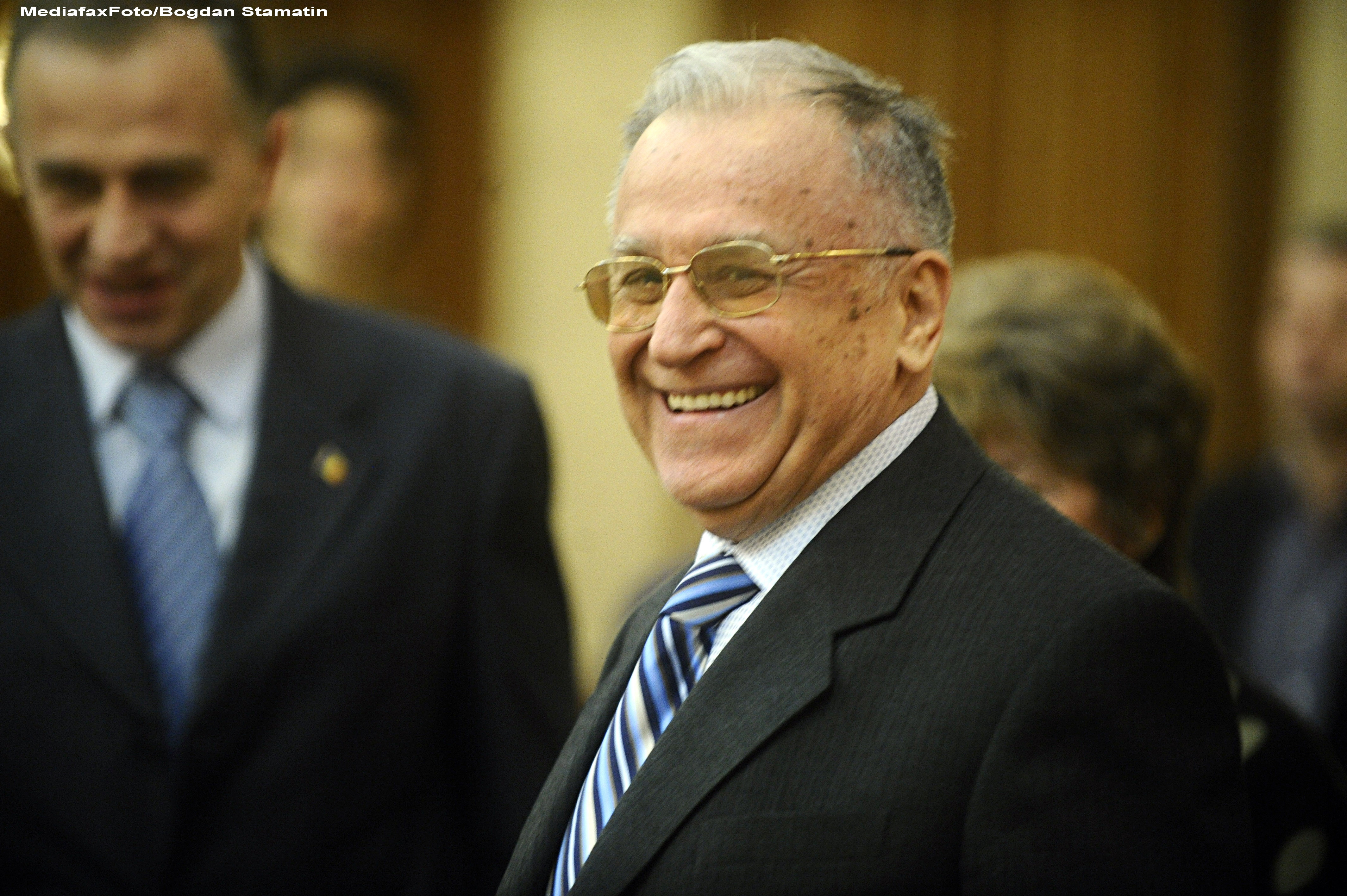 Ion Iliescu nu a venit la concertul in onoarea sa, de la Ateneu. Sotia: "Se simte bine, dar a preferat sa ramana acasa"