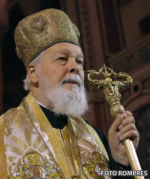 Sarbatoare in lumea ortodoxa. De 50 de ani, IPS Nicolae este la carma Mitropoliei Banatului