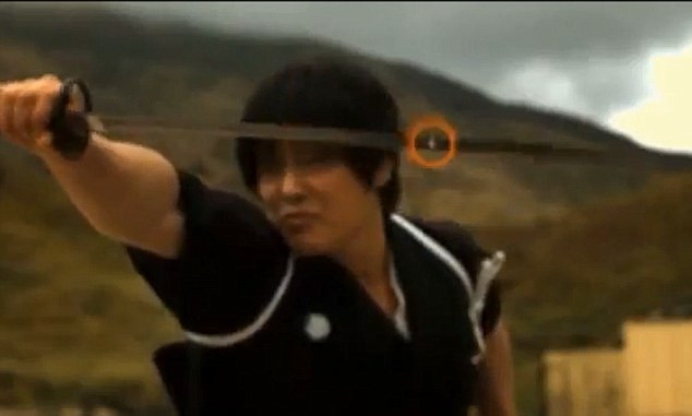 Demonstratie incredibila de precizie si concentrare. "Este un lucru unic chiar si pentru un samurai"