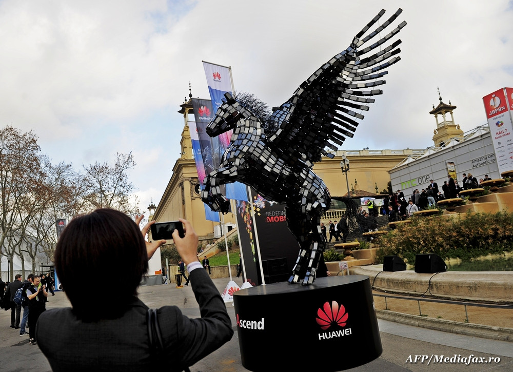 Cele mai frumoase fete de la MWC 2012 sunt romance. Efectul "Raducioiu" asupra lor si alte aventuri