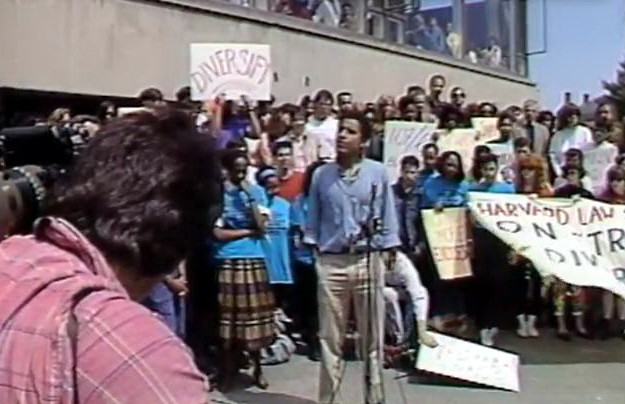 Alegeri in SUA. Ce inseamna "video controversat" la americani, cu B. Obama intr-o filmare din 1991