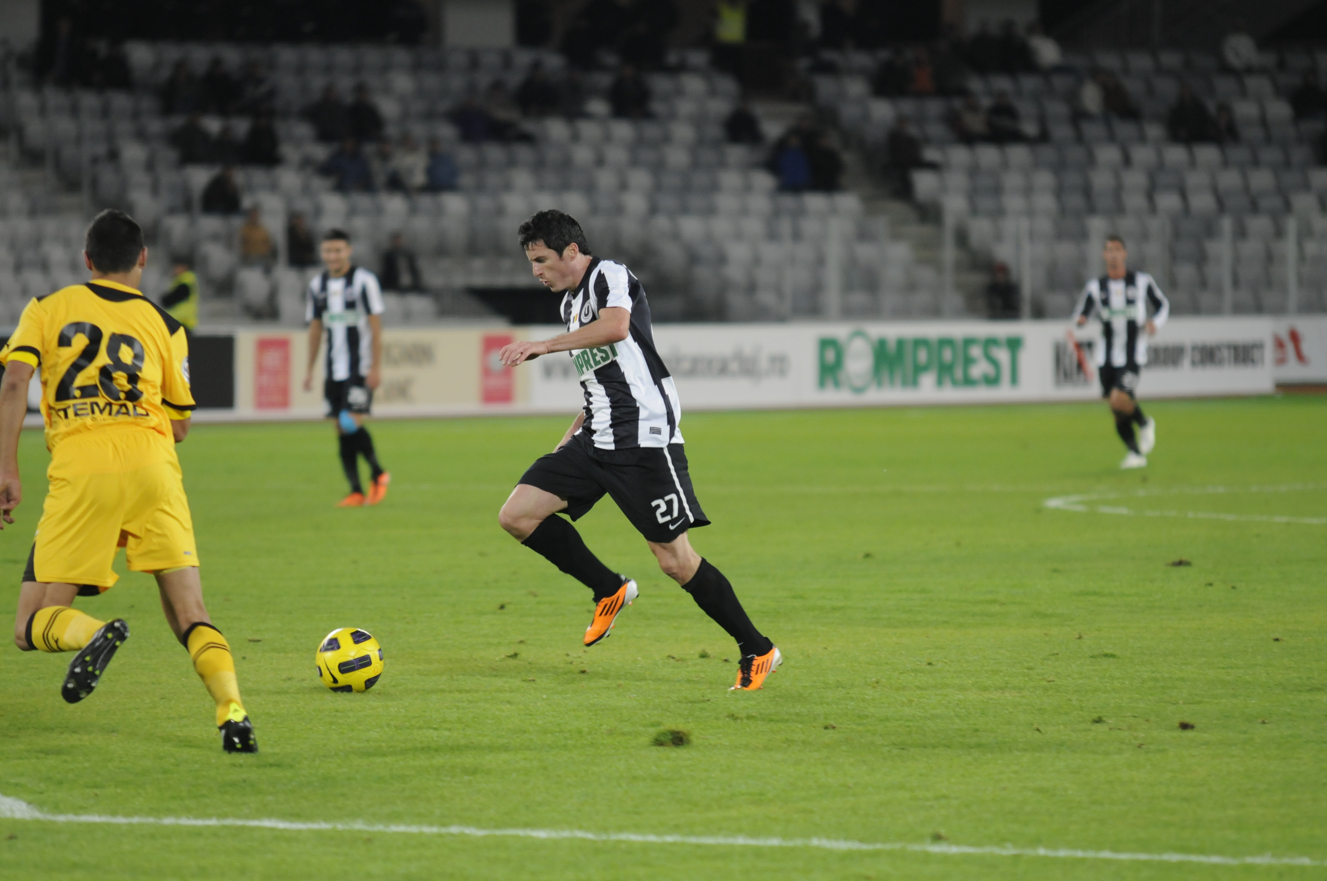 Fostii stelisti merg pe mana lui U. „Batem si terminam peste ei in clasament”