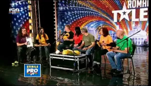 Morcovi, varza pe razatoare, dovleci si pere. Minestrone, ati fost geniali - le-a spus Mihai Petre