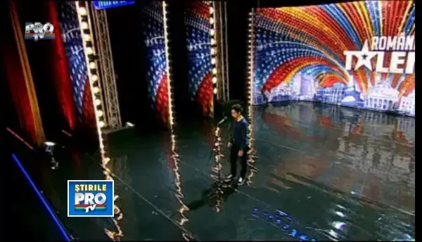 Regep Ialcin a cucerit o tara intreaga cu vocea sa. Povestea lui de viata este DRAMATICA