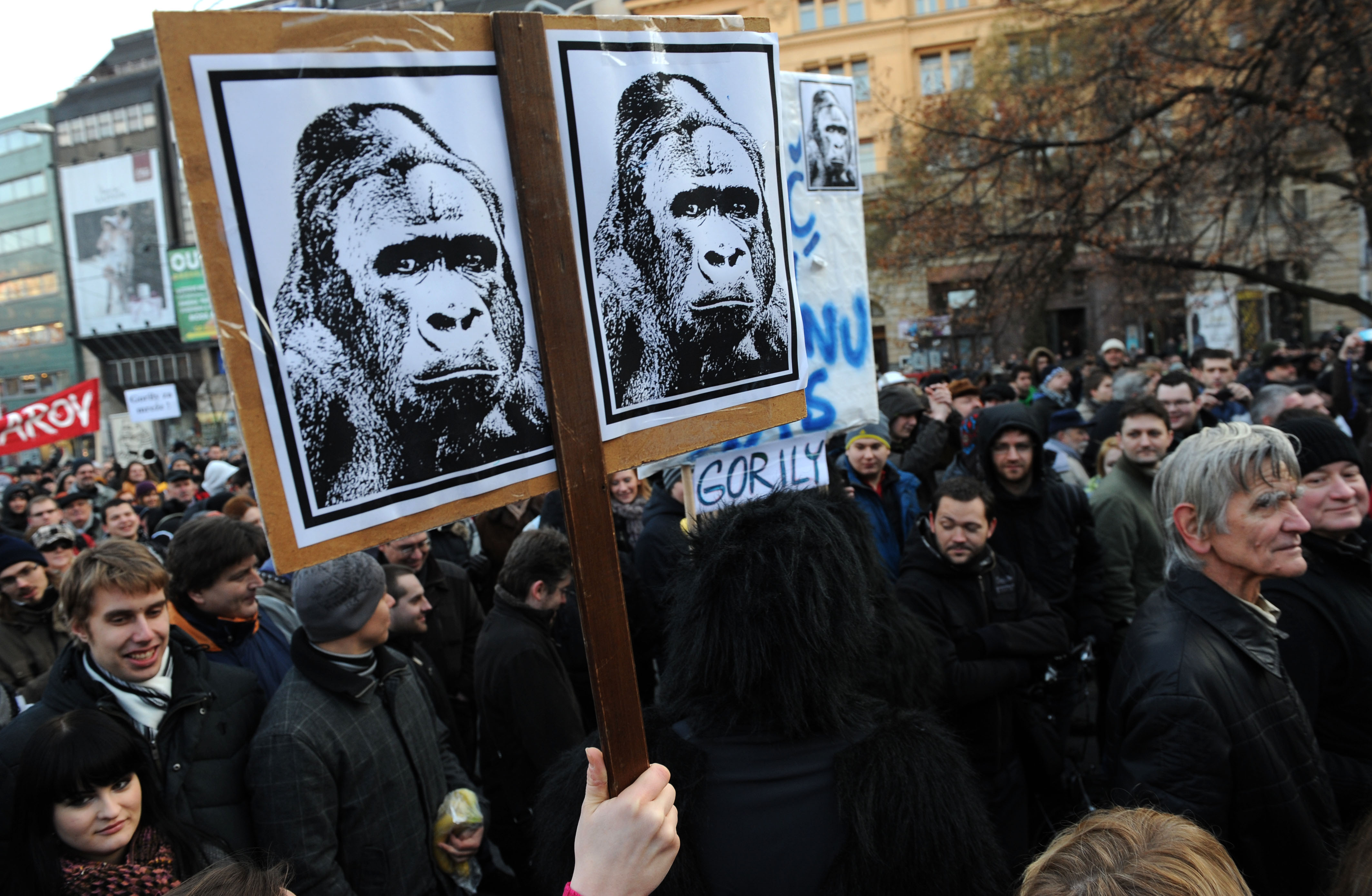 Dosarul "Gorila" al serviciilor secrete a scos din nou lumea in strada in Slovacia