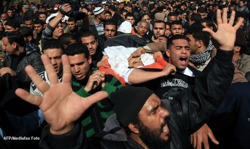 Israelul a atacat vineri noapte in Fasia Gaza. Peste 12 persoane au fost ucise in urma raidurilor