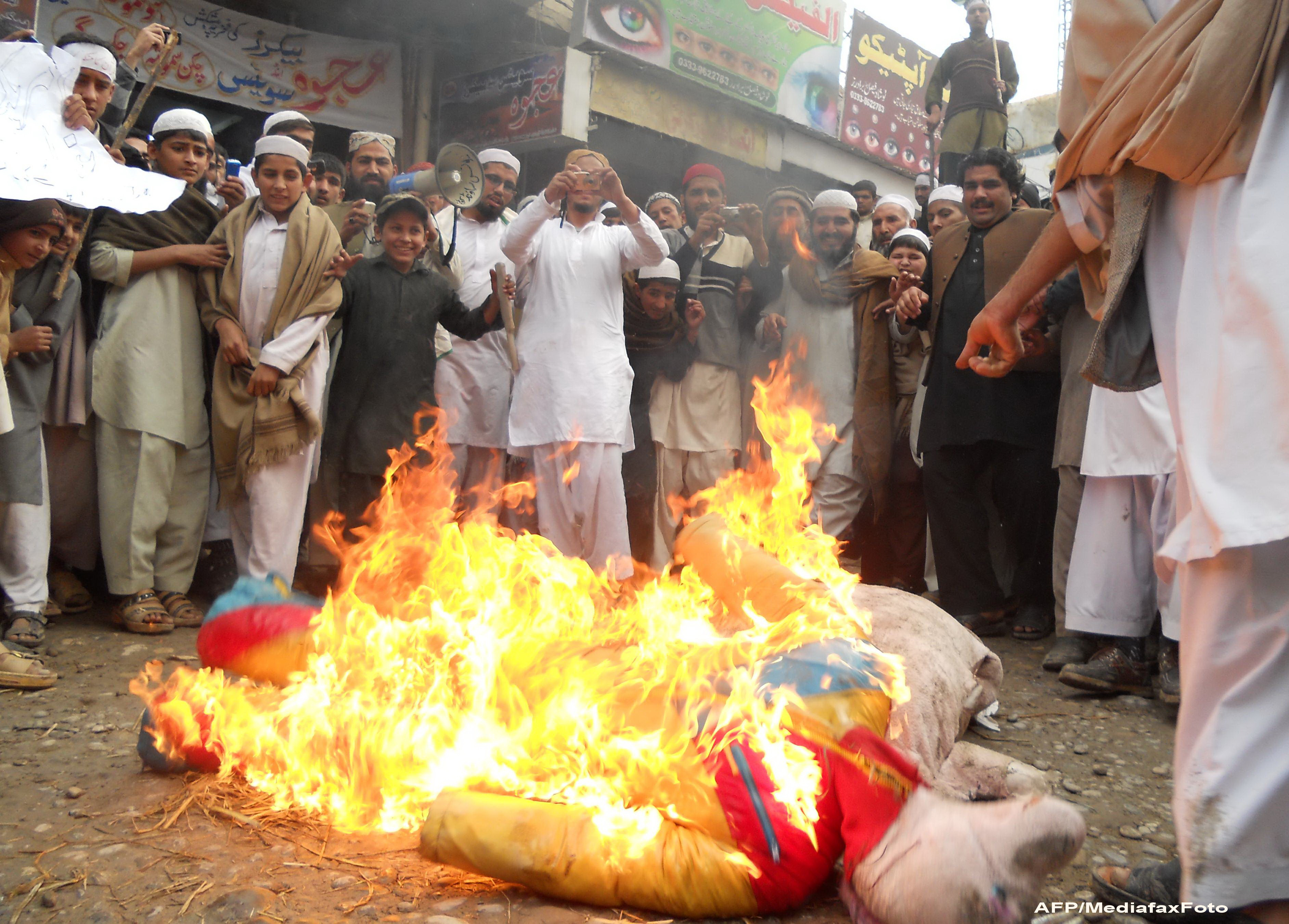 Talibanii jura ca se vor razbuna pentru moartea celor 16 civili afgani, ucisi de un soldat american