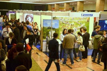 Cauti un job? Multinationalele recruteaza 3.000 de tineri. Candidatul cu sanse de angajare