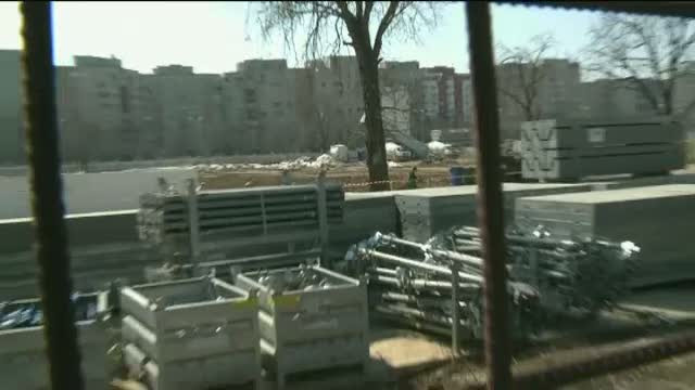 Patru muncitori raniti pe santierul Catedralei Neamului, care va costa 400 de milioane de euro