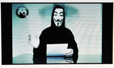 Amenintarea Anonymous, luata in serios. Hackerii pot "DECAPITA" internetul ASTAZI