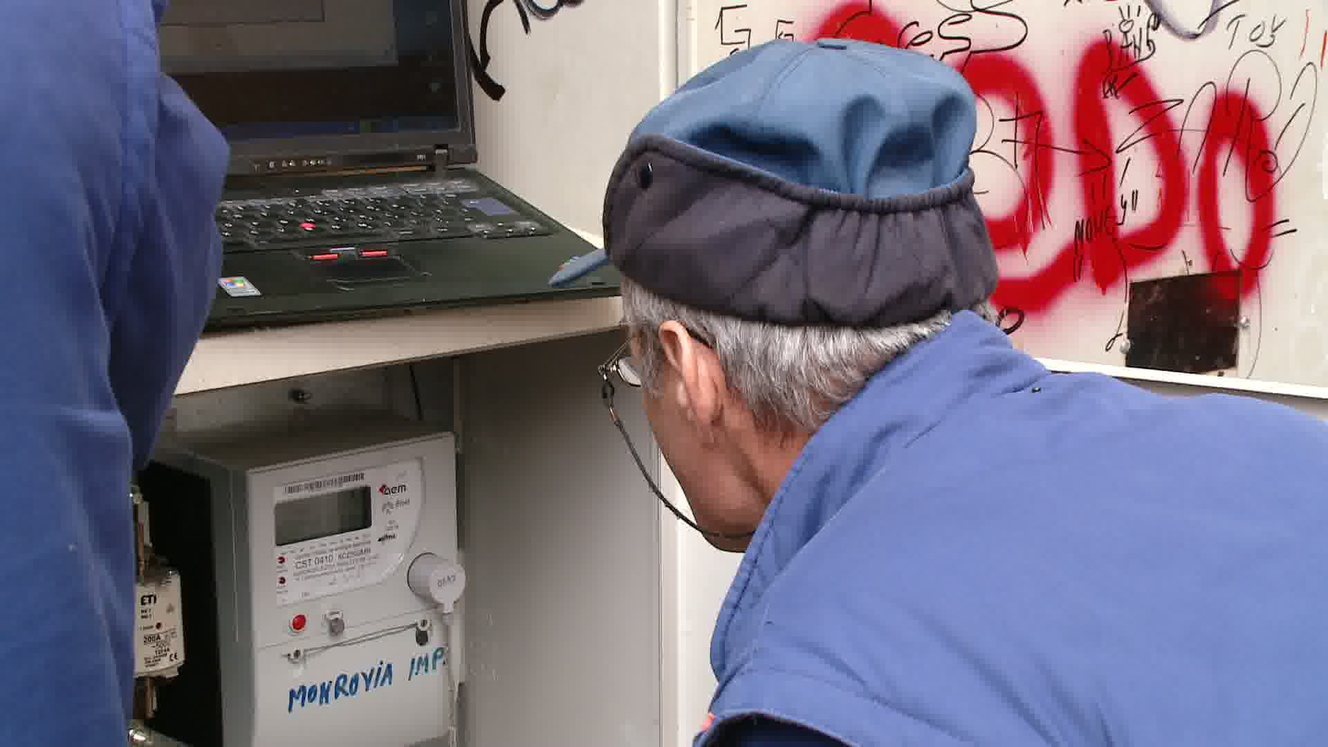 Pana de curent pe zeci de strazi din Capitala, din cauza unei avarii