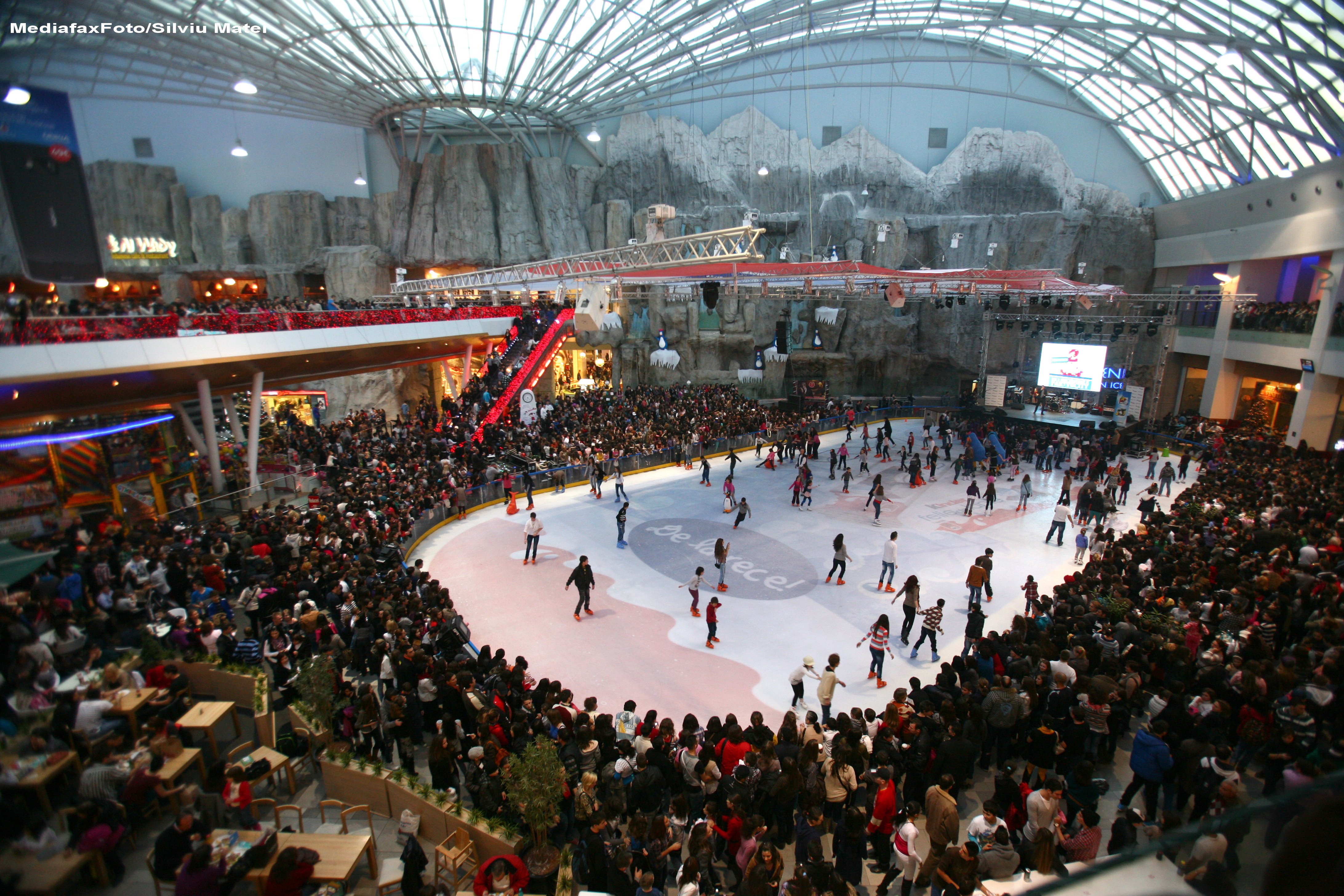 In Poiana Brasov statul construieste un patinoar de 34 de milioane de lei