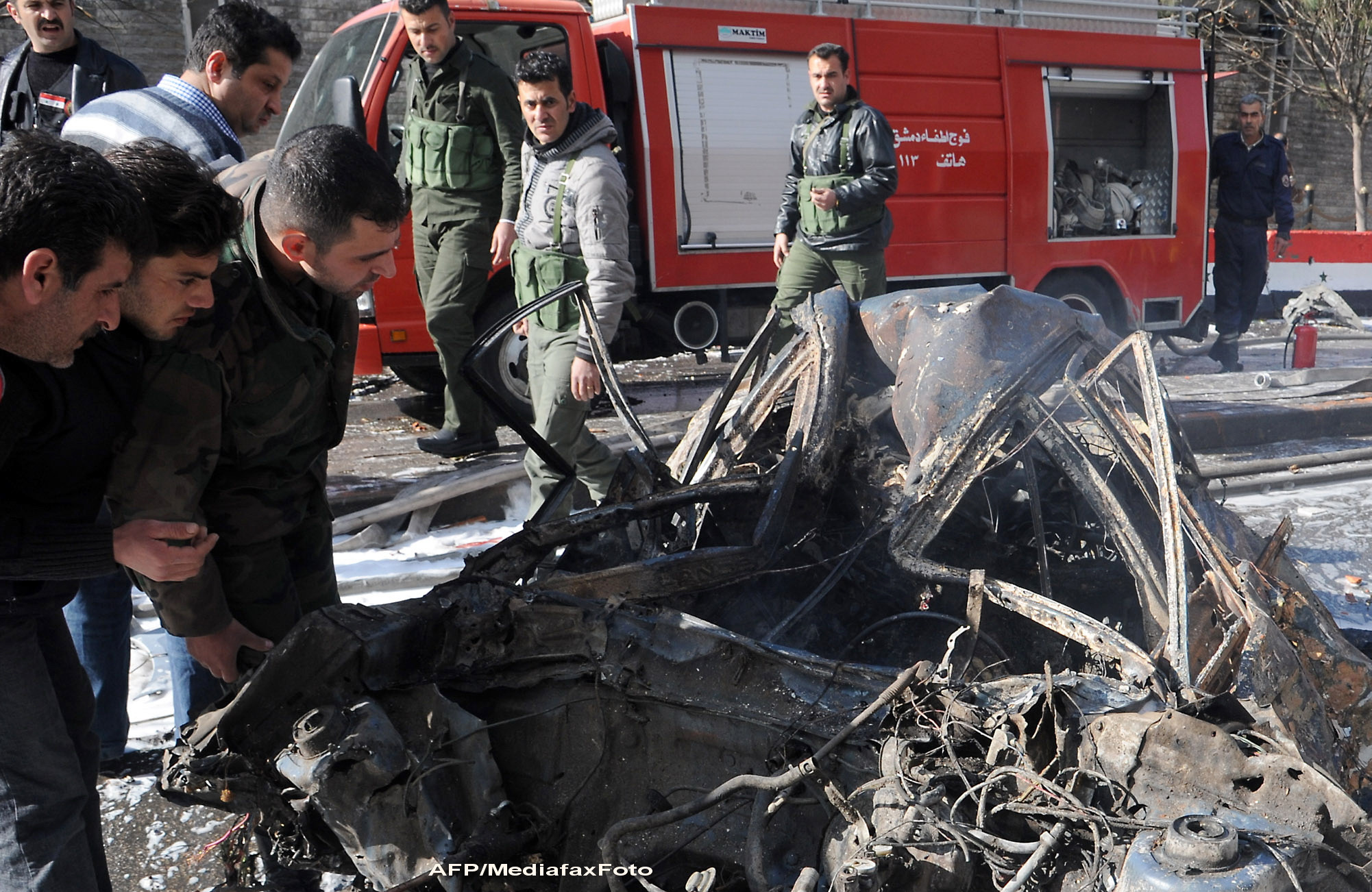 Doua explozii au zguduit Damascul si au provocat 27 de morti si 97 de raniti. Foto si VIDEO