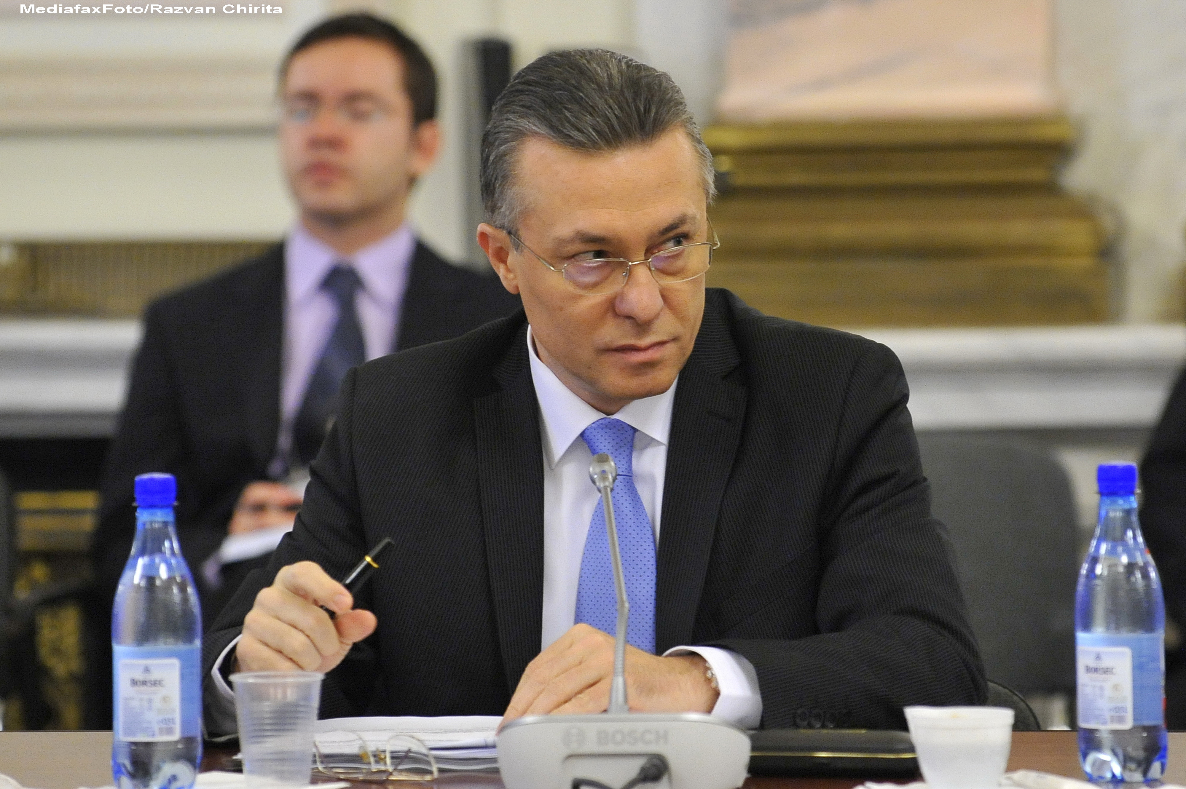 MAE: Romania si Bulgaria cauta solutii privind litigiul din Marea Neagra din 1994