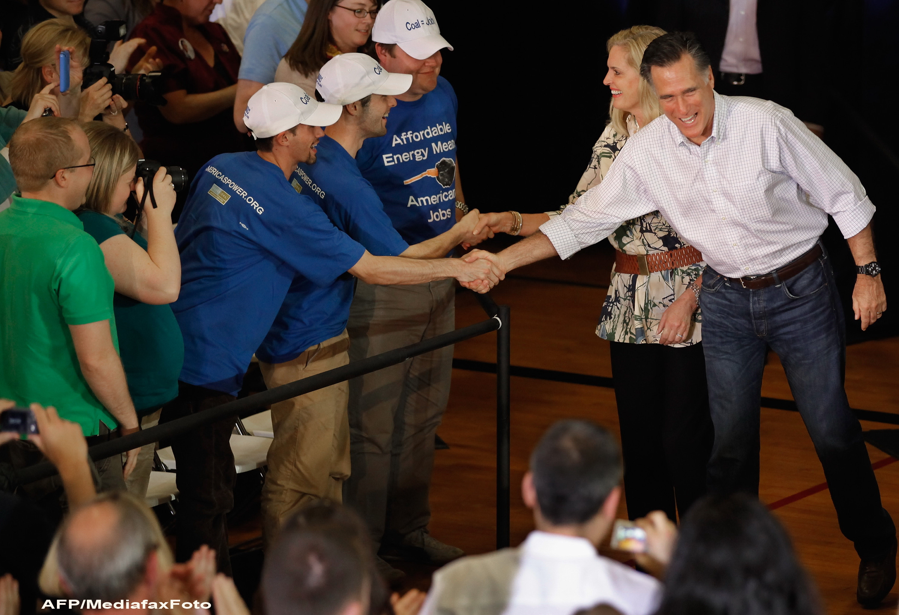 Alegeri in SUA. Mitt Romney a castigat detasat alegerile primare din Puerto Rico