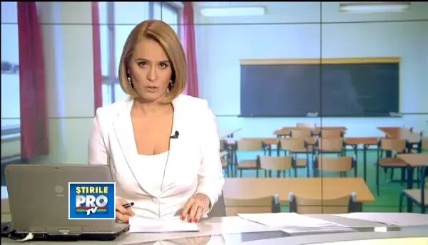 O poseta, un parfum fin sau un plic sigilat. CAMERA ASCUNSA cu lupta pentru un loc in clasa I