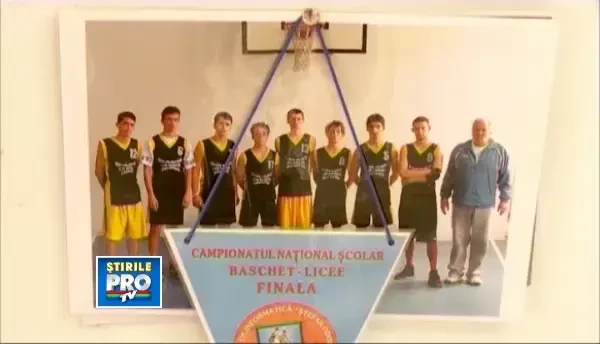 Liceul Racovita a intrat in competia Pro Winners Cup. Cei opt jucatori au mingea la degetul mic