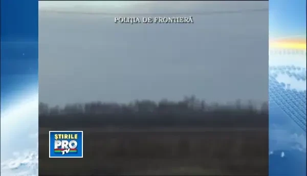 Sapte migranti retinuti la frontiera