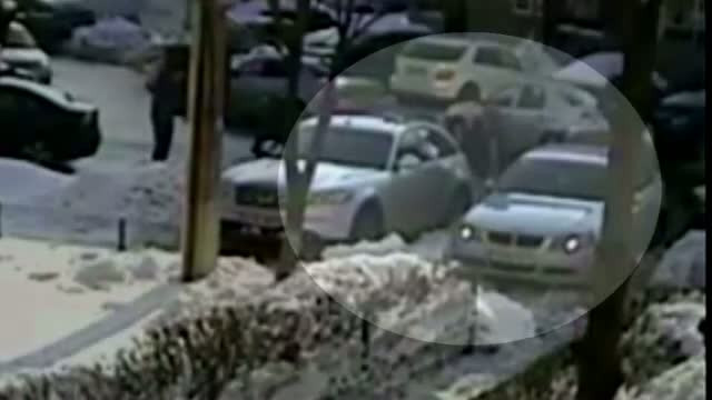 Politistii nu pot sa prinda niste hoti, desi pagubita le-a dat si imagini cu ei, si traseul lor