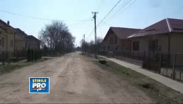 Un cuplu din Satu Mare a ajuns la spital. Amandoi au rani de topor la cap