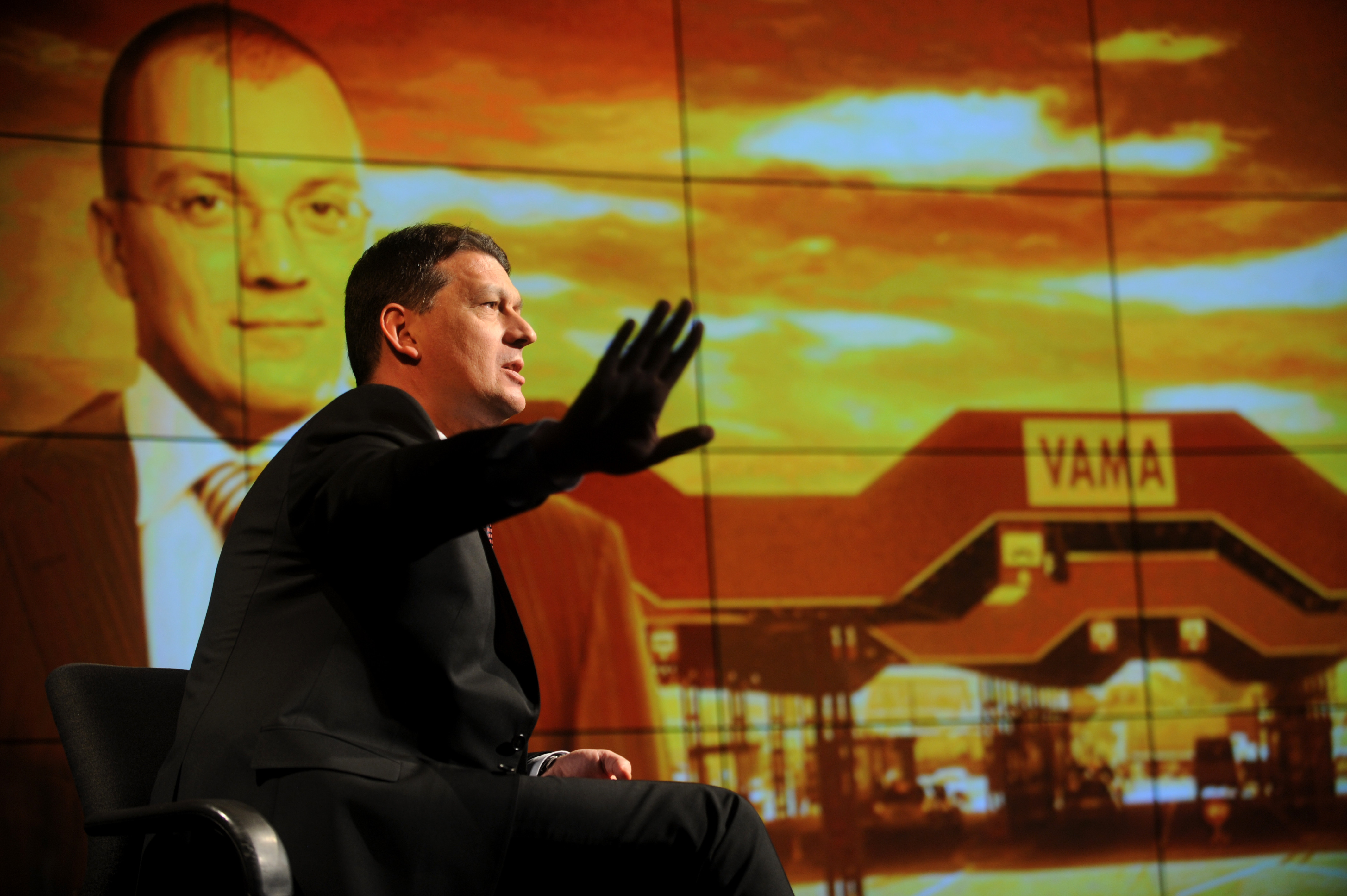 Berca: Avem deja 52 de angajati MAI care au avut probleme de natura psihologica si detin arme letale