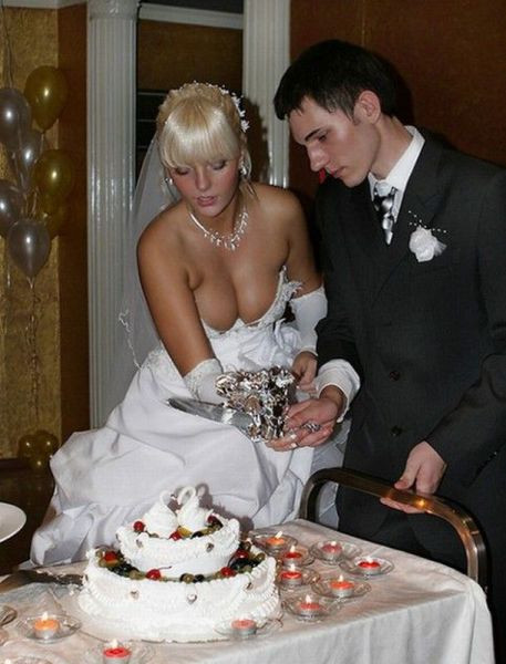 Testul pe care il pica 99% din barbati. Tu reusesti sa vezi tortul din imaginea completa?