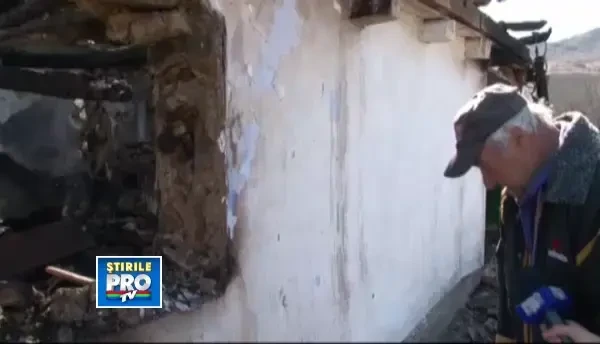 Un barbat infirm a murit carbonizat in incendiul care i-a mistuit casa