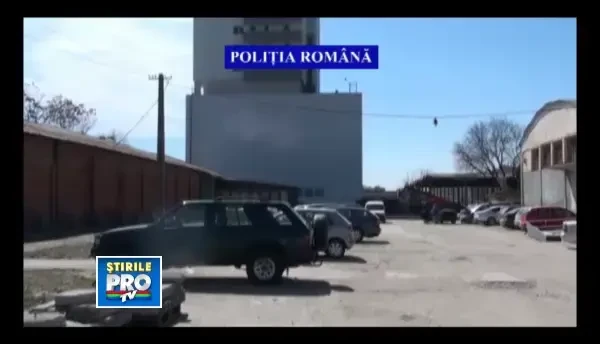 Peste 3.000 de borcane cu fasole si spanac expirate, gasite de politistii timisoreni