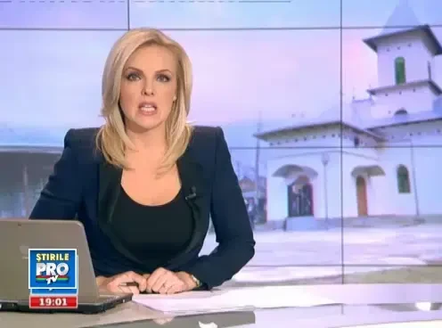 Soacra presedintelui Basescu, condusa pe ultimul drum. 1.000 de oameni au participat la funeralii