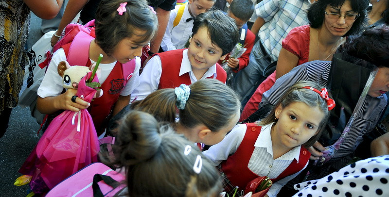 "Scoala Altfel" a inceput azi. Ce fac elevii si profesorii din Romania timp de o saptamana