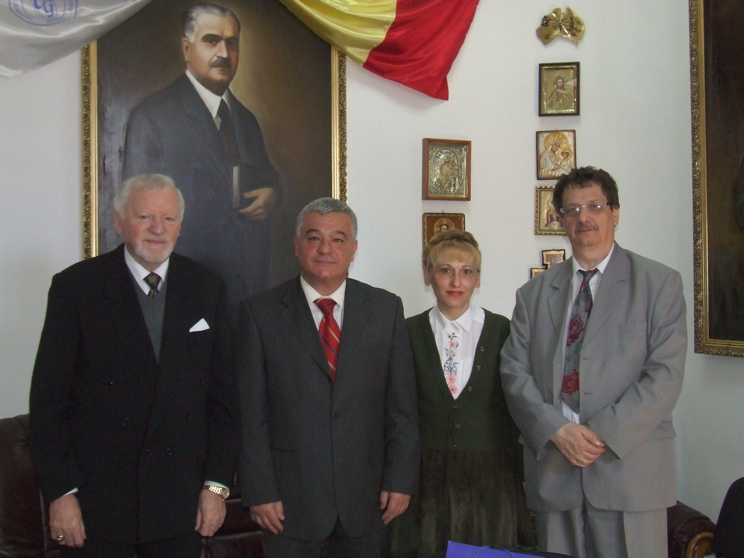 Consulul Romaniei la Szeged,Constantin Dan Nicolae a vizitat Universitatea "Vasile Goldis" (P)