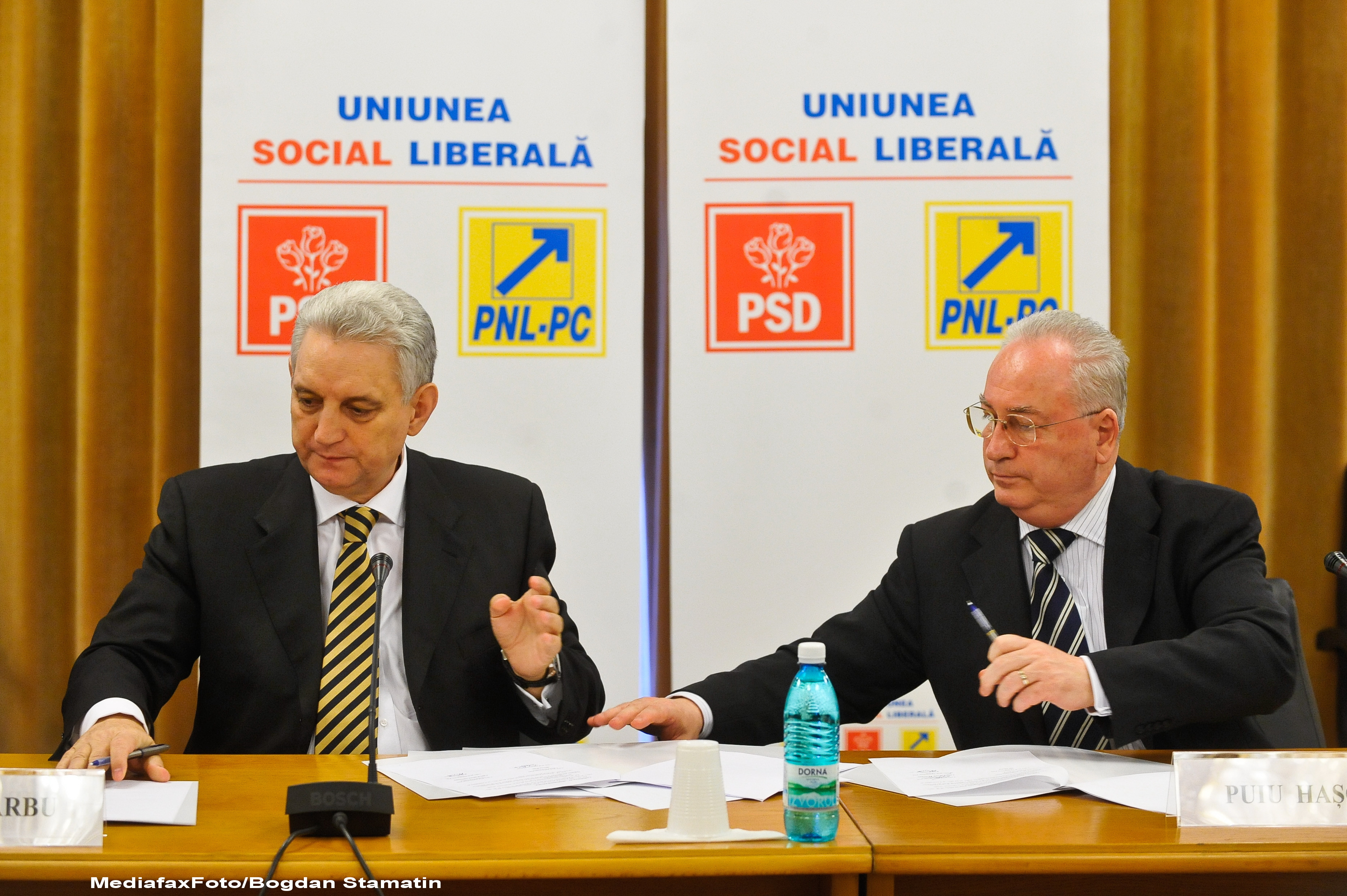 Puiu Hasotti, USL: In Senat, opozitia va avea majoritatea cu independentul Mircea Geoana