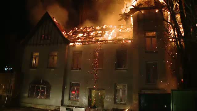 Tragedie la Timisoara. Un om al strazii a pierit intr-un incendiu in cladirea in care se adapostea